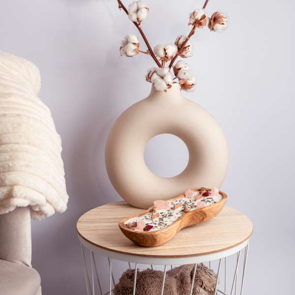 Wavy dough bowl Rozenkwarts, lavendel en rozen
