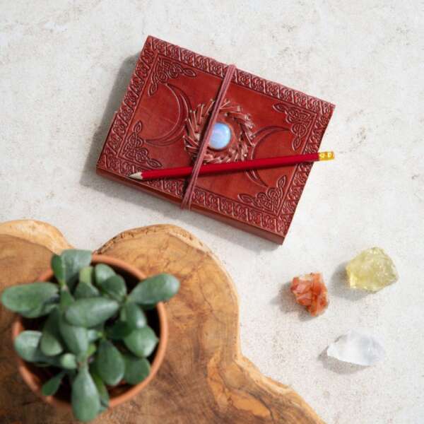 Spiritueel Notitieboekje Leer met Opaliet (17,5 x 13 cm) – Handgemaakt - Afbeelding 2