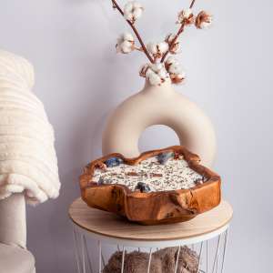 The bigger the better dough bowl met Lapis Lazuli, lavendel en rozen