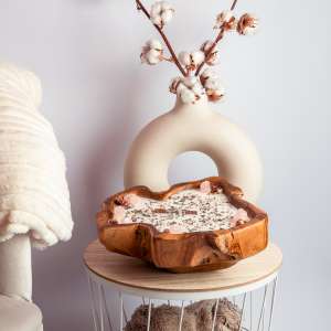 The bigger the better dough bowl met rozenkwarts, lavendel en rozen