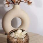 Kokosnoot bowl met witte waxmelts bloemen - Afbeelding 4