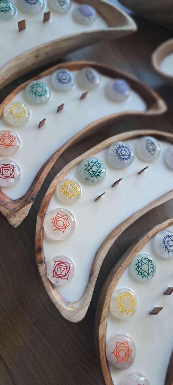 Bergkristal Chakra´s Moon dough bowl
